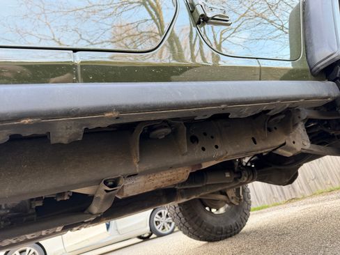 Used 2020 Jeep Wrangler Unlimited Rubicon w/ Cold Weather Group image 9