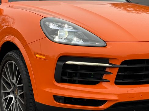 Used 2021 Porsche Cayenne Sport Utility 4D image 10