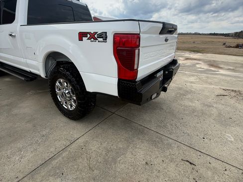 Used 2022 Ford F250 Lariat w/ Lariat Ultimate Package image 12