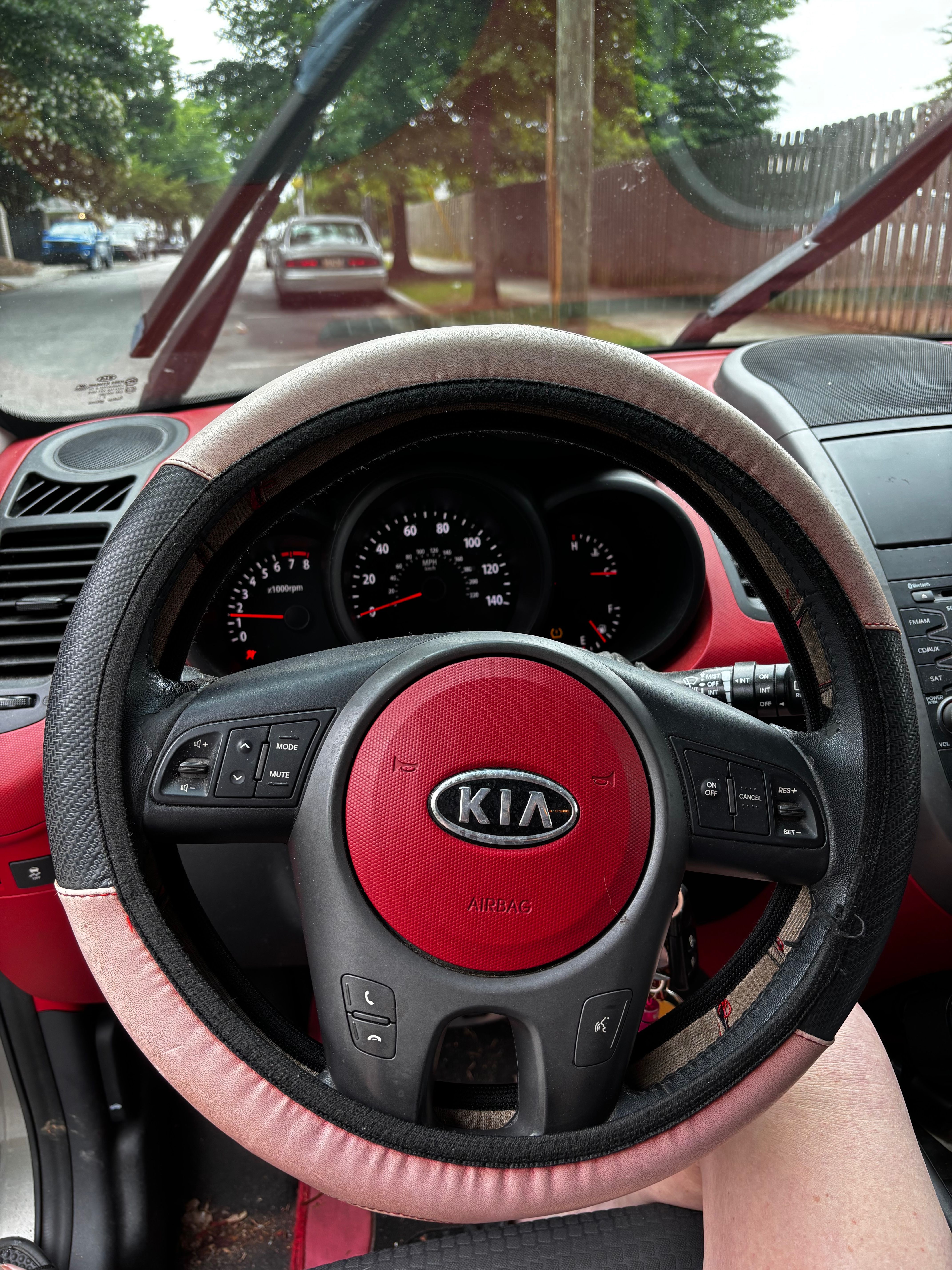 Used 2010 Kia Soul Sport FWD image 8