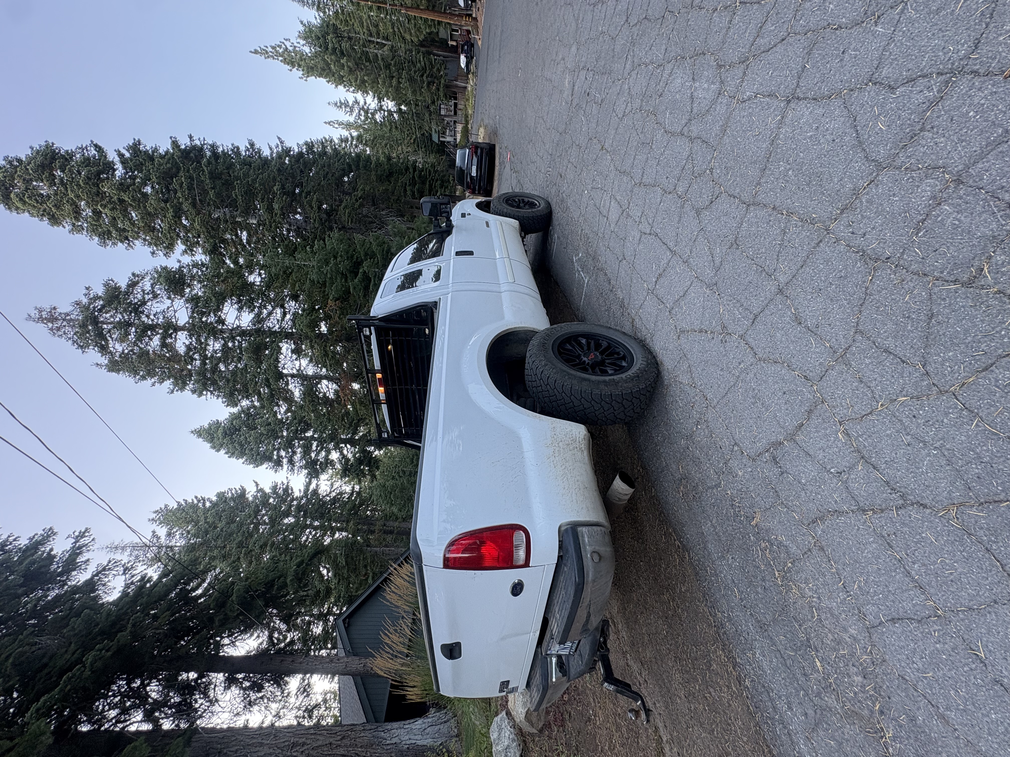 Used 2003 Ford F250 XLT AWD/4WD image 8