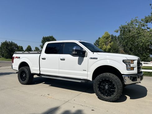 Used 2016 Ford F150 Lariat w/ Equipment Group 501A Mid image 5