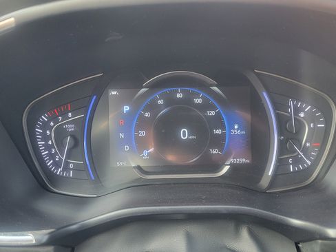 Used 2019 Hyundai Santa Fe AWD image 14