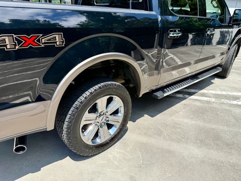 Used 2018 Ford F150 Lariat AWD/4WD image 13
