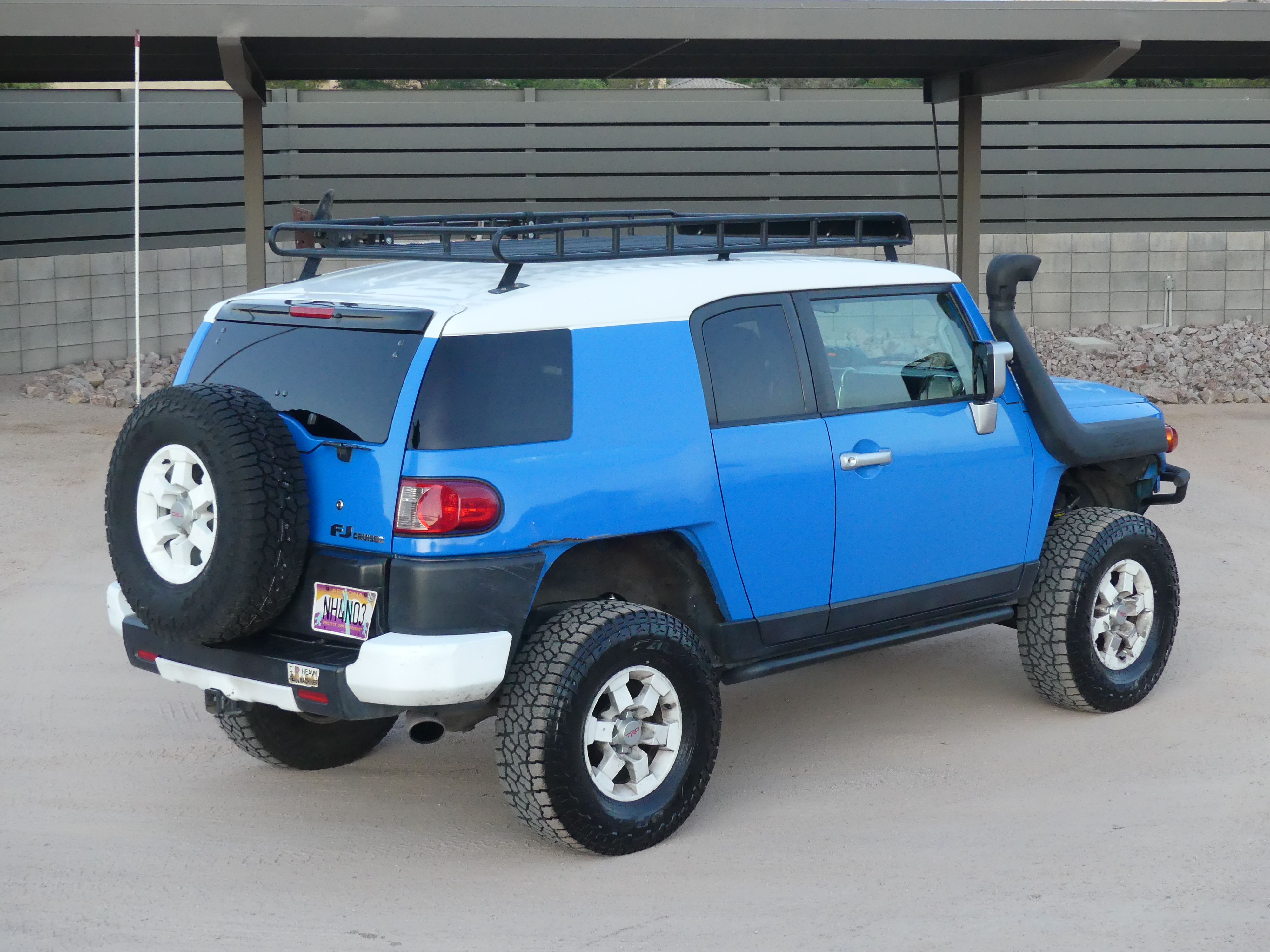 Used 2007 Toyota FJ Cruiser 4WD image 2