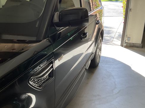 Used 2012 Land Rover Range Rover Sport HSE LUX image 2