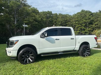 Used 2020 Nissan Titan SL w/ Moonroof Package