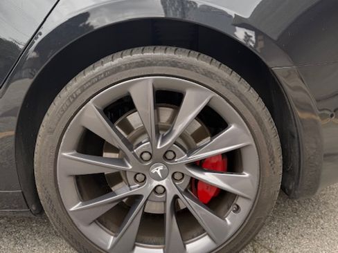 Used 2018 Tesla Model S 75D image 9