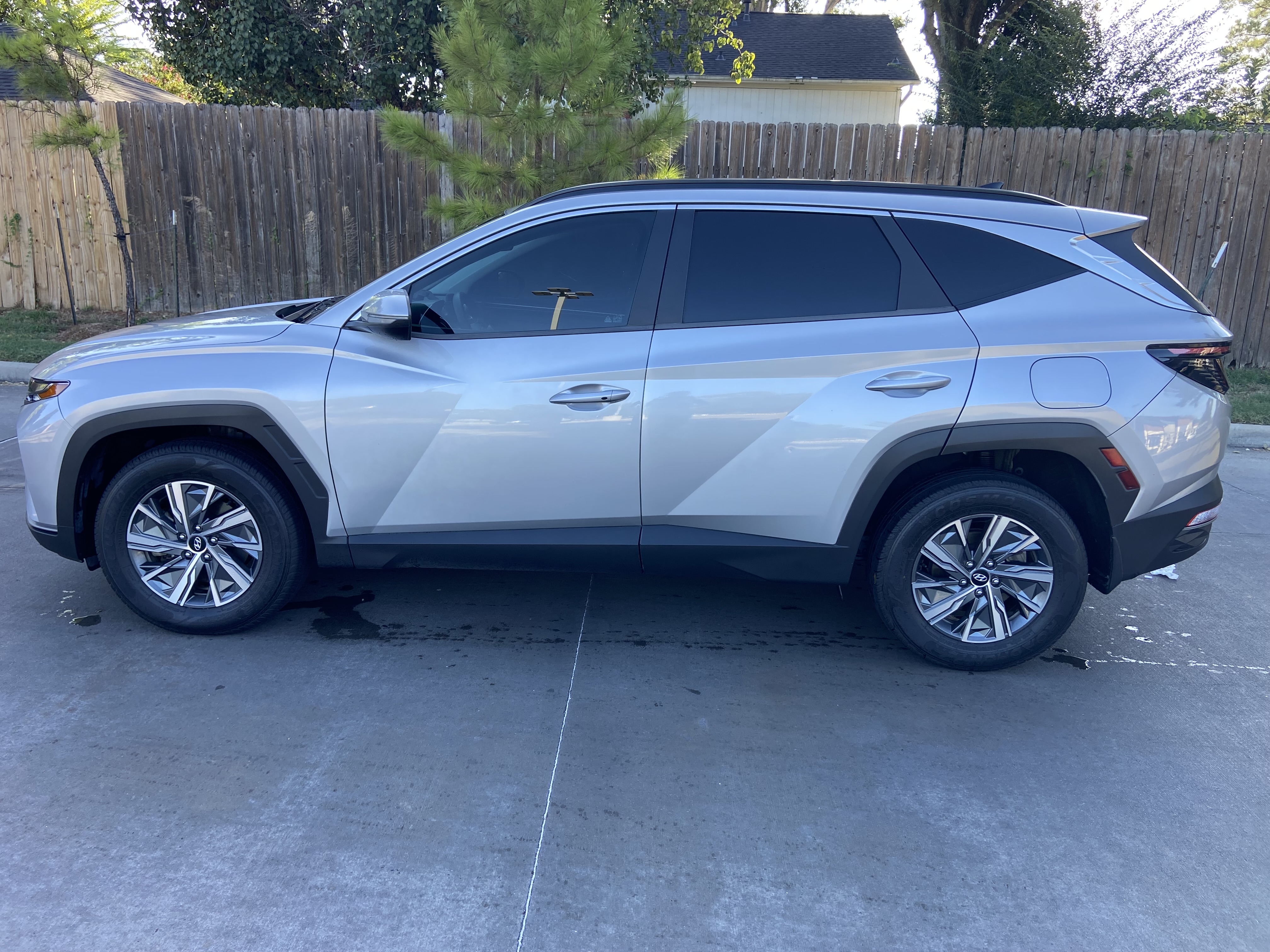 Used 2022 Hyundai Tucson Blue AWD/4WD image 1