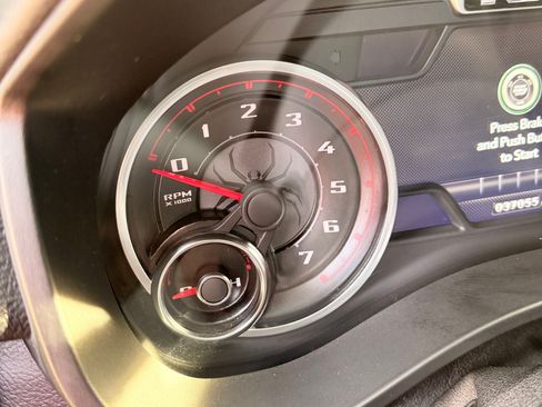 Used 2021 RAM 1500 Big Horn image 9