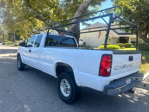 Used 2004 Chevrolet Silverado 2500 LS w/ Heavy-Duty Power Package RWD image 6