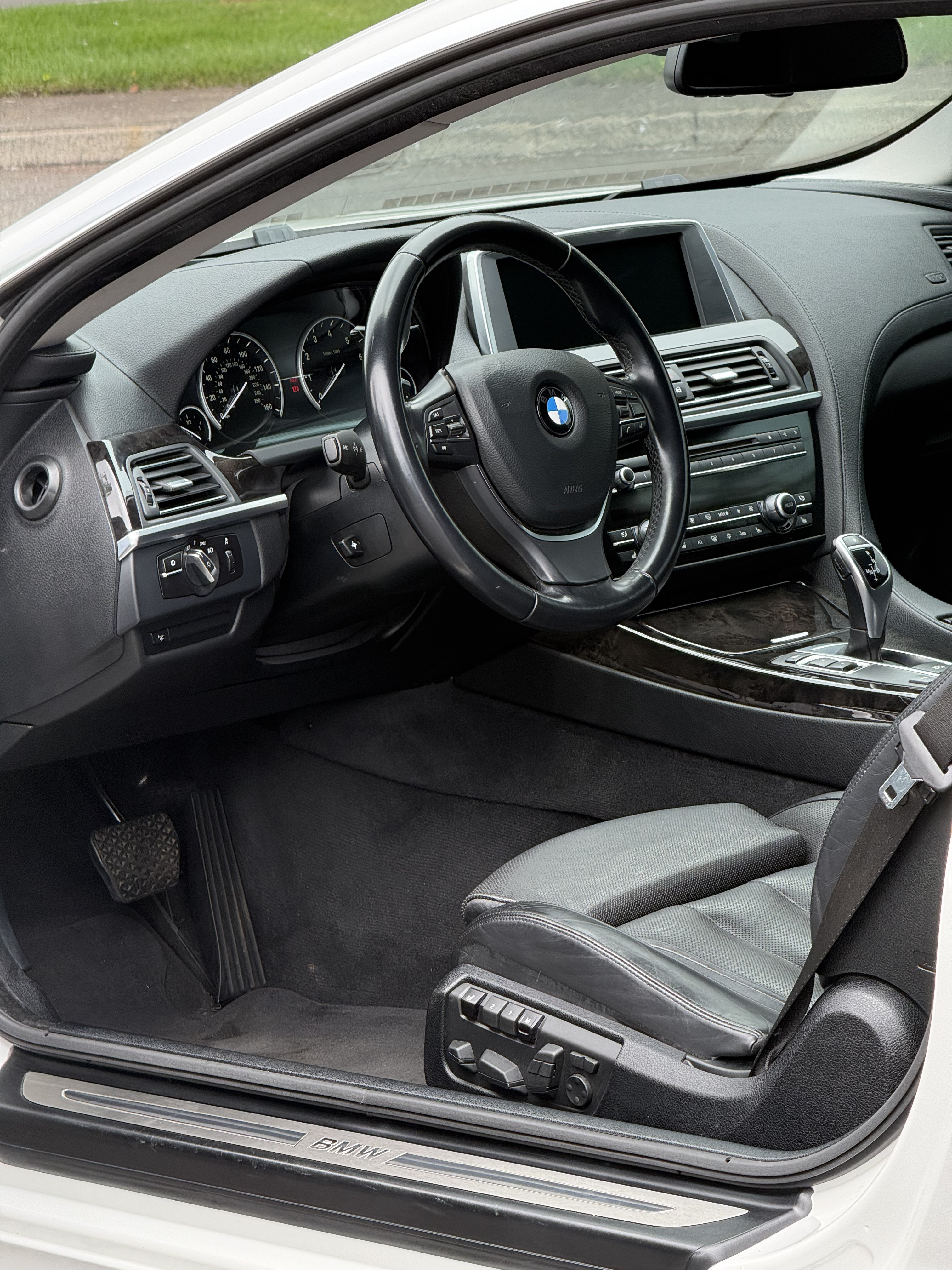 Used 2012 BMW 650i Coupe RWD image 29