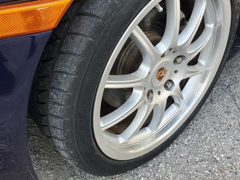 Used 2001 Porsche Boxster Cabriolet 2D image 12