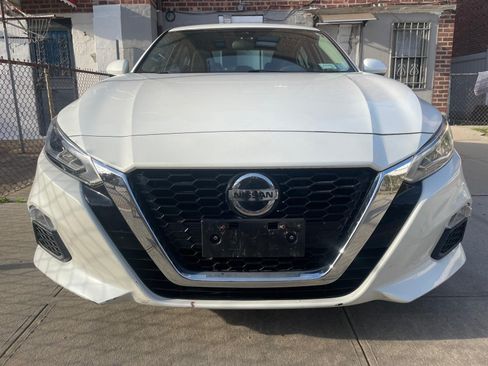Used 2021 Nissan Altima 2.5 SV image 15