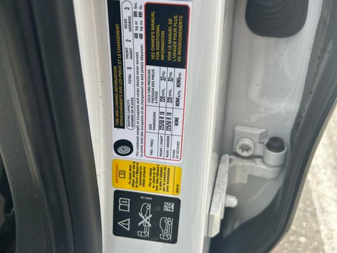 Used 2018 BMW X1 xDrive28i image 9