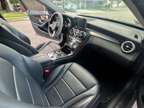 Used 2018 Mercedes-Benz C 300 Sedan image 17