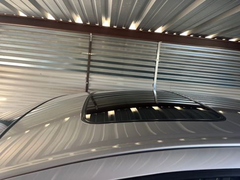 Used 2000 Chrysler 300M image 6