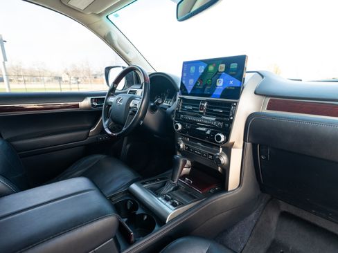 Used 2014 Lexus GX 460 460 Sport Utility 4D w/ Premium Package image 10