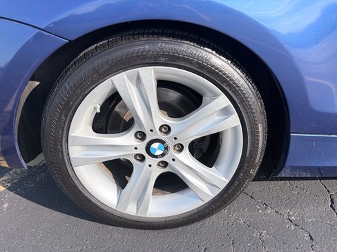 Used 2010 BMW 128i Convertible RWD image 14