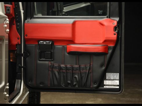 Used 1999 HUMMER H1 4-Door Hard Top image 22