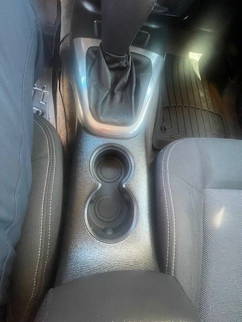 Used 2010 HUMMER H3 AWD/4WD image 15