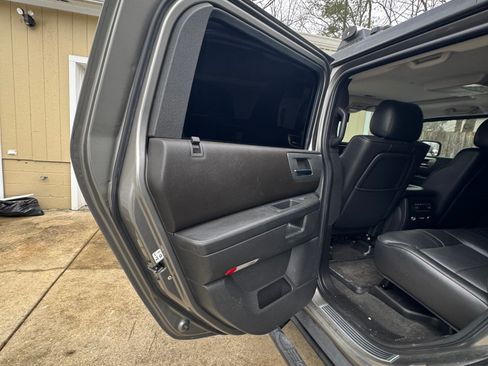Used 2008 HUMMER H2 image 17