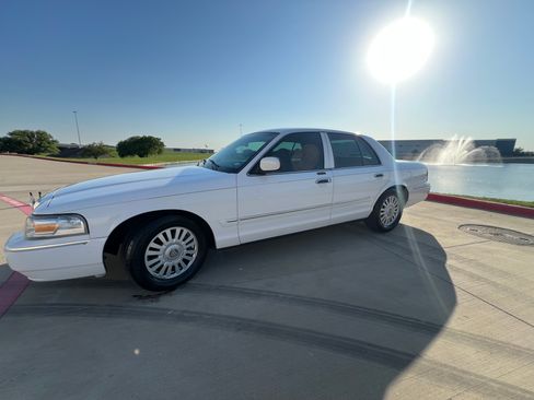Used 2008 Mercury Grand Marquis LS image 5