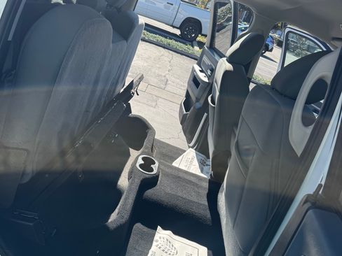 Used 2019 RAM 1500 Big Horn image 11