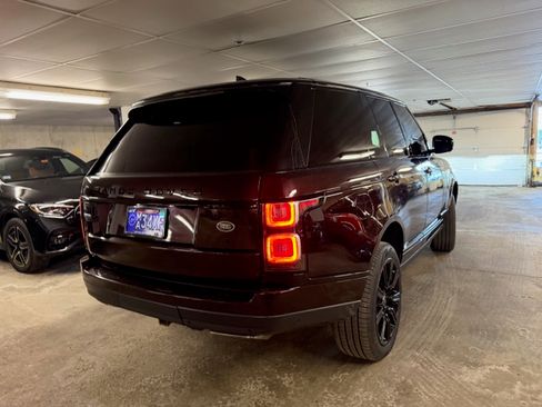 Used 2019 Land Rover Range Rover Supercharged image 12