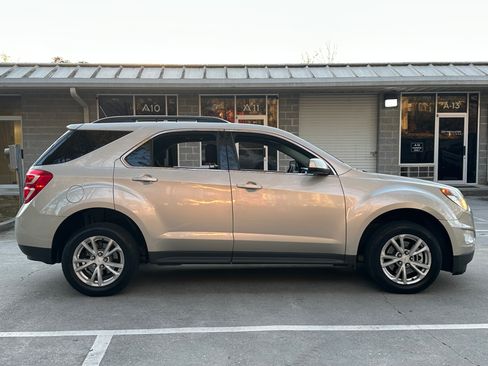 Used 2016 Chevrolet Equinox LT w/ Convenience Package image 13