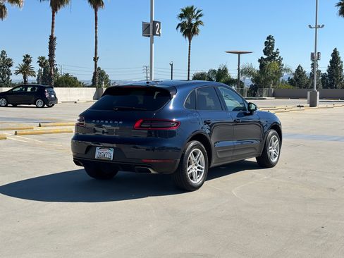 Used 2017 Porsche Macan Sport Edition image 4