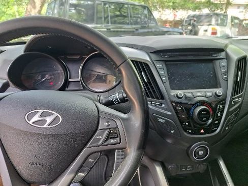 Used 2015 Hyundai Veloster Turbo w/ Option Group 04 image 10