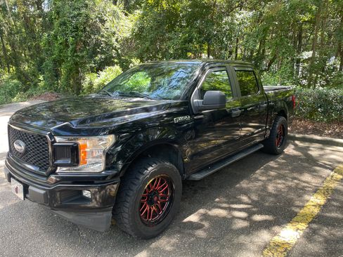 Used 2018 Ford F150 XL w/ Equipment Group 101A Mid RWD image 3