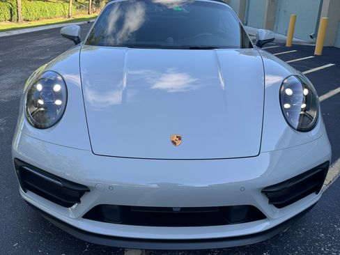 Used 2023 Porsche 911 Cabriolet image 2