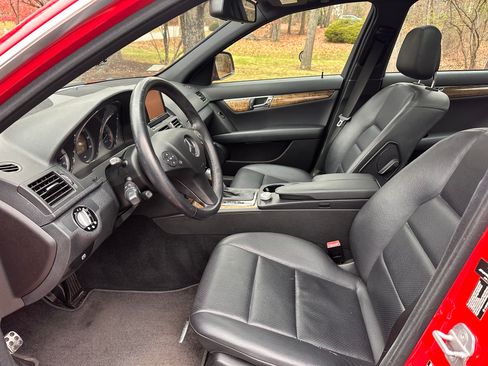 Used 2009 Mercedes-Benz C 350 Sport image 9