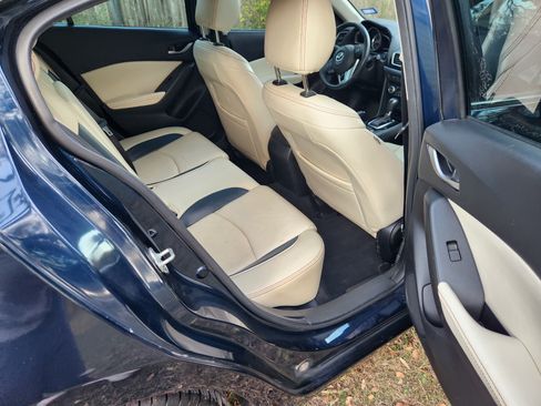 Used 2014 MAZDA MAZDA3 i Grand Touring image 11