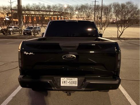 Used 2020 Ford F150 XL w/ Equipment Group 101A Mid image 1