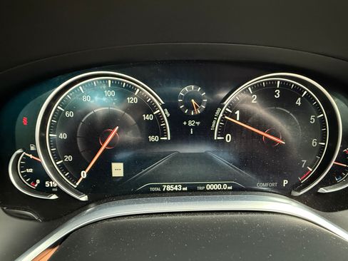 Used 2017 BMW 750i xDrive image 15