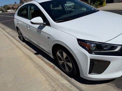 Used 2019 Hyundai Ioniq Limited w/ Ultimate Package 02 FWD image 10