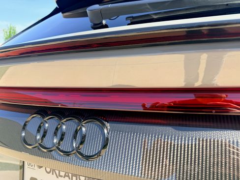 Used 2023 Audi RS Q8 AWD/4WD image 8