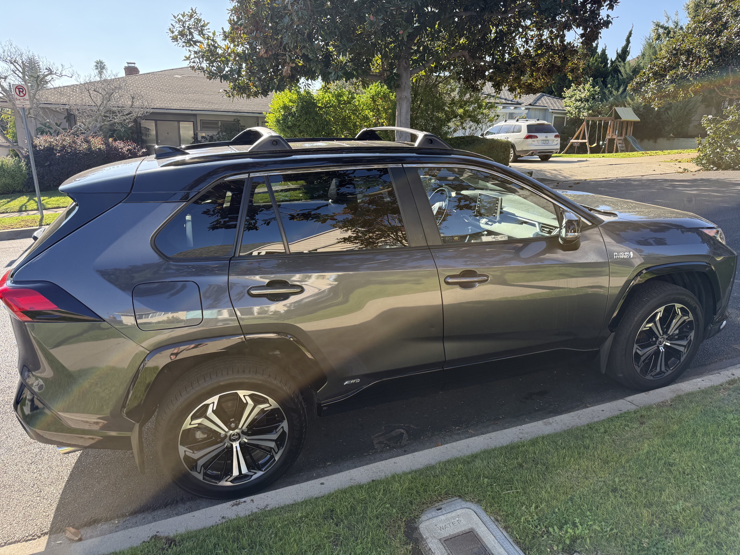Used 2021 Toyota RAV4 XSE w/ Premium Package AWD/4WD image 6