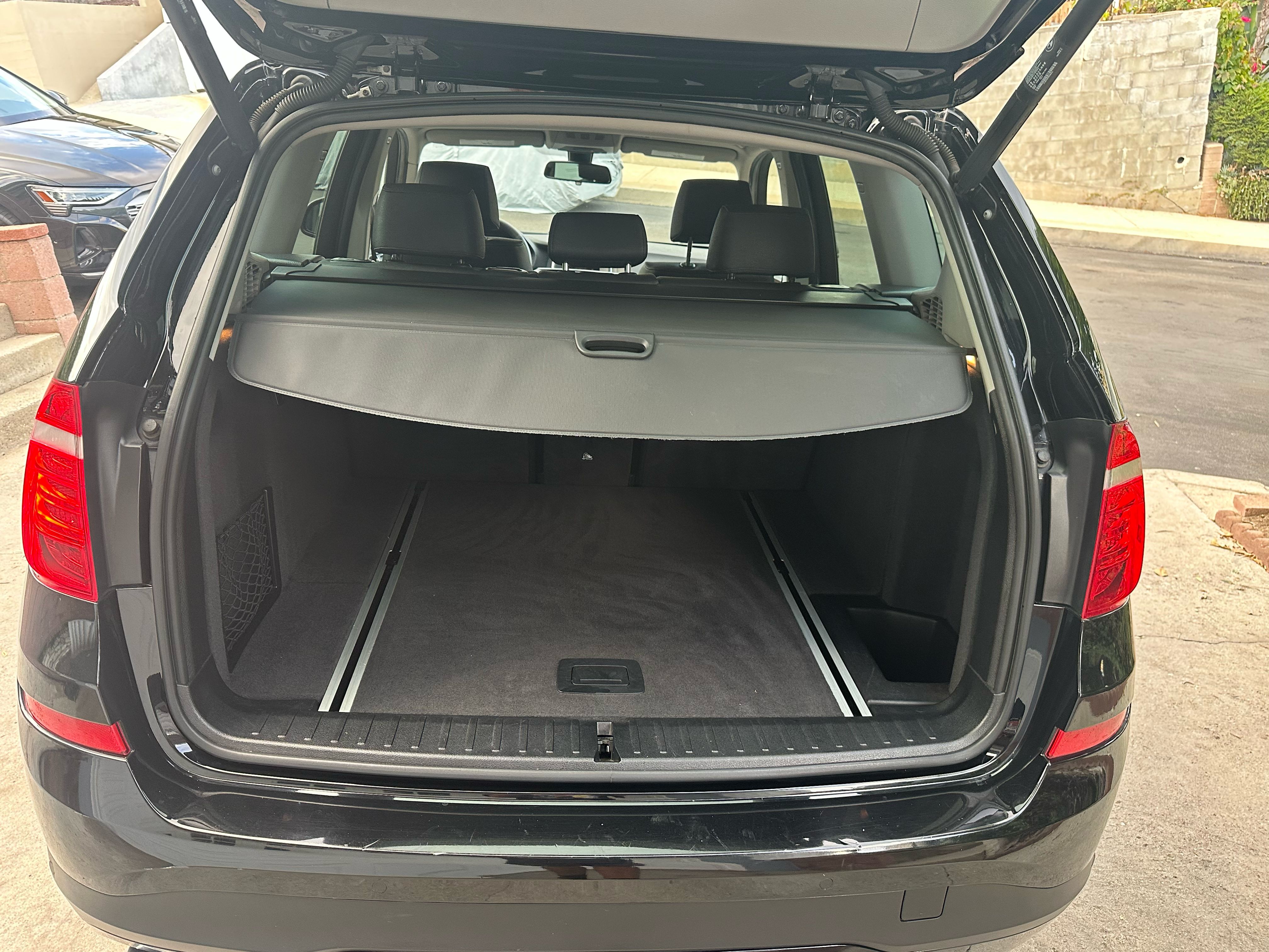 Used 2017 BMW X3 sDrive28i RWD image 15