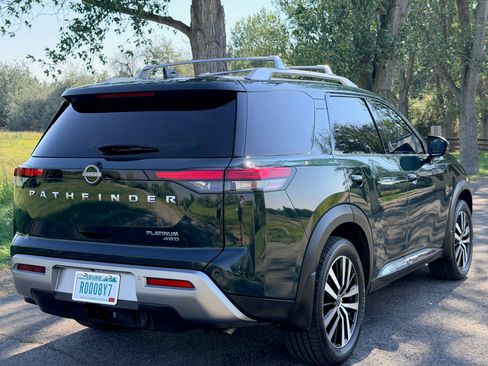 Used 2023 Nissan Pathfinder Platinum AWD/4WD image 4
