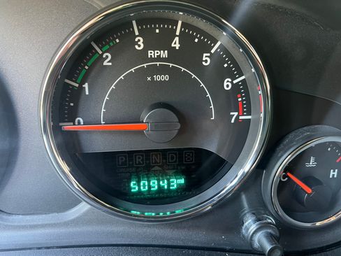 Used 2017 Jeep Wrangler Unlimited Sport image 15