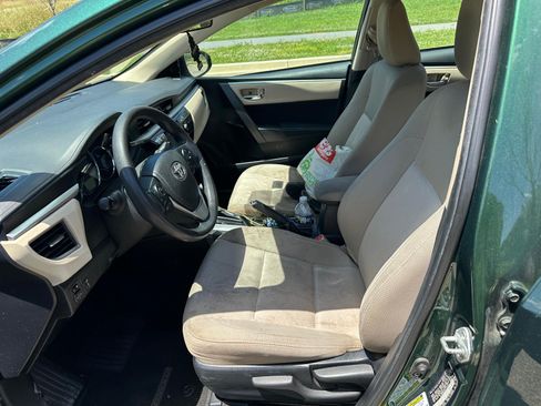 Used 2014 Toyota Corolla LE FWD image 10