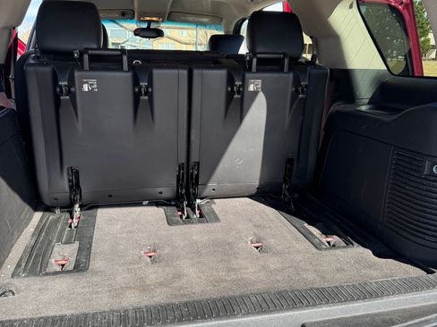 Used 2011 Chevrolet Tahoe LT image 21