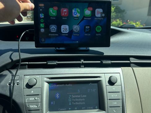 Used 2015 Toyota Prius Two FWD image 6
