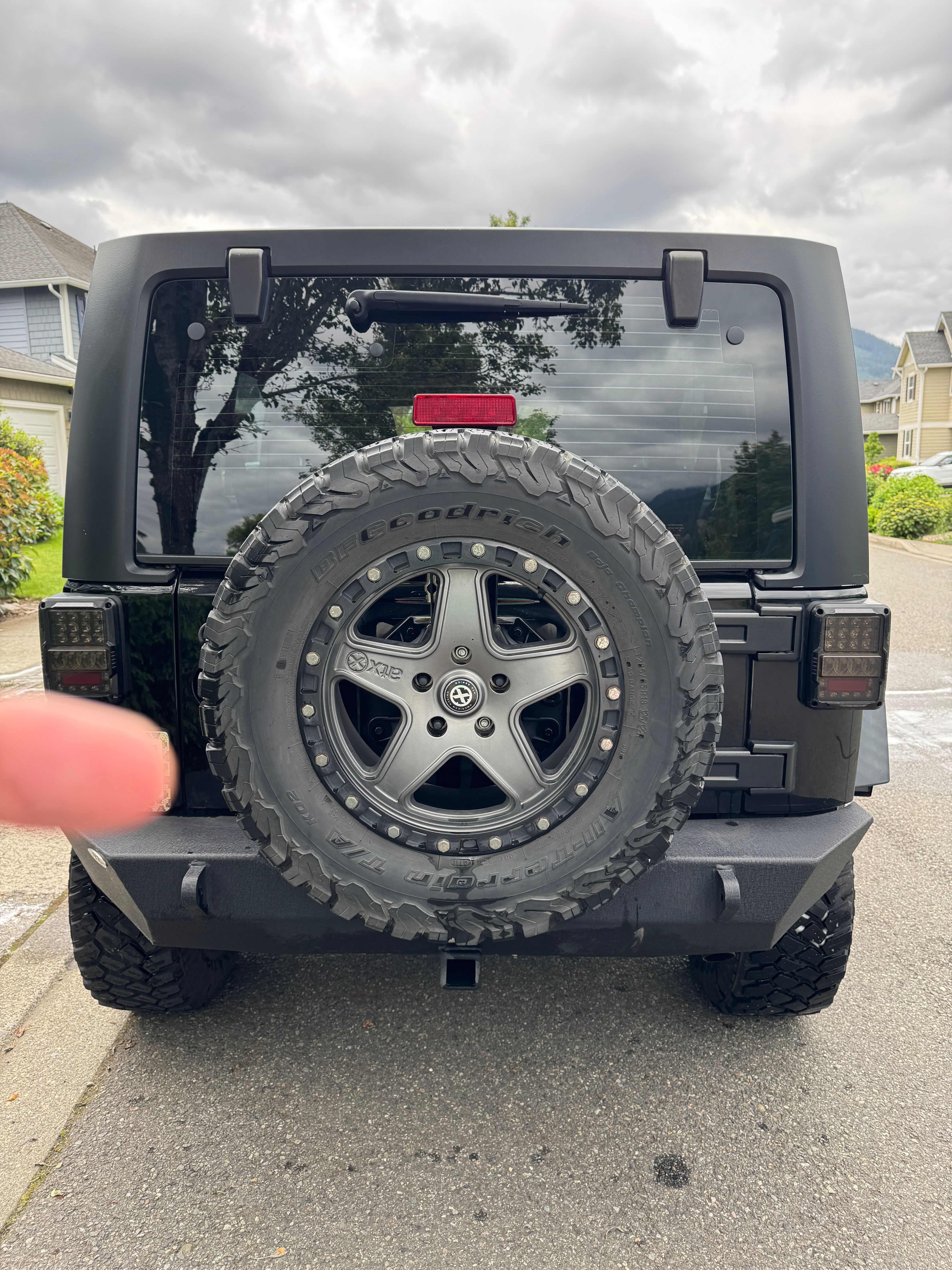 Used 2015 Jeep Wrangler Unlimited Sport w/ Max Tow Package AWD/4WD image 9