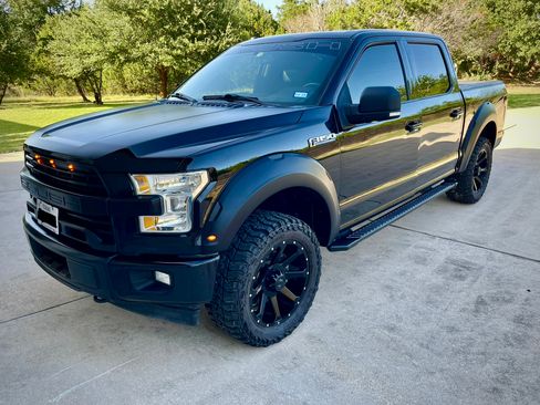 Used 2017 Ford F150 XLT w/ Equipment Group 302A Luxury image 2