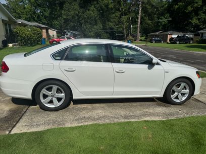 Used 2015 Volkswagen Passat 1.8T Limited Edition